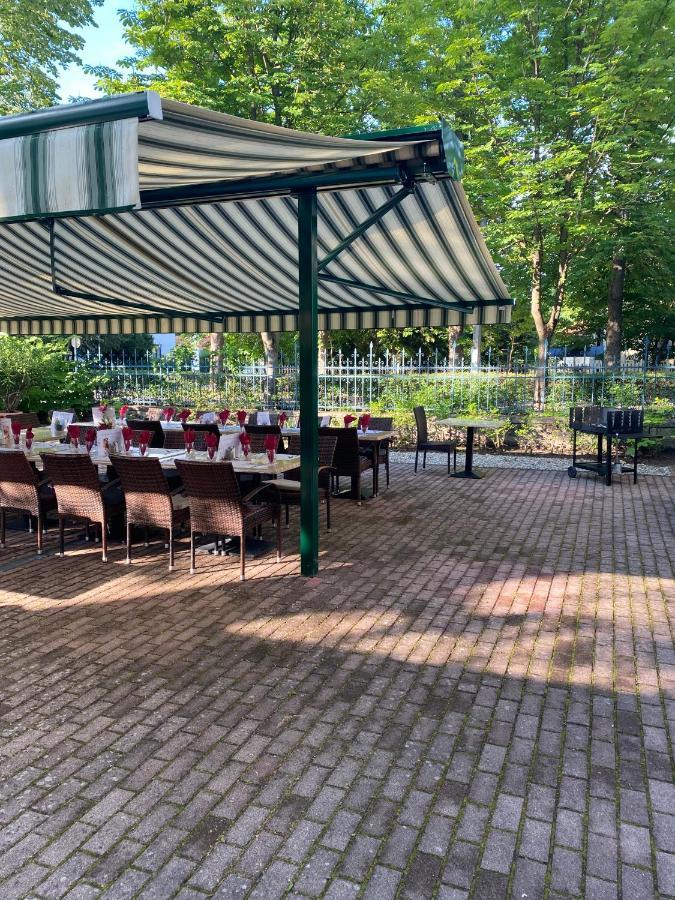 Fonix Hotel Balatonfoldvar Luaran gambar