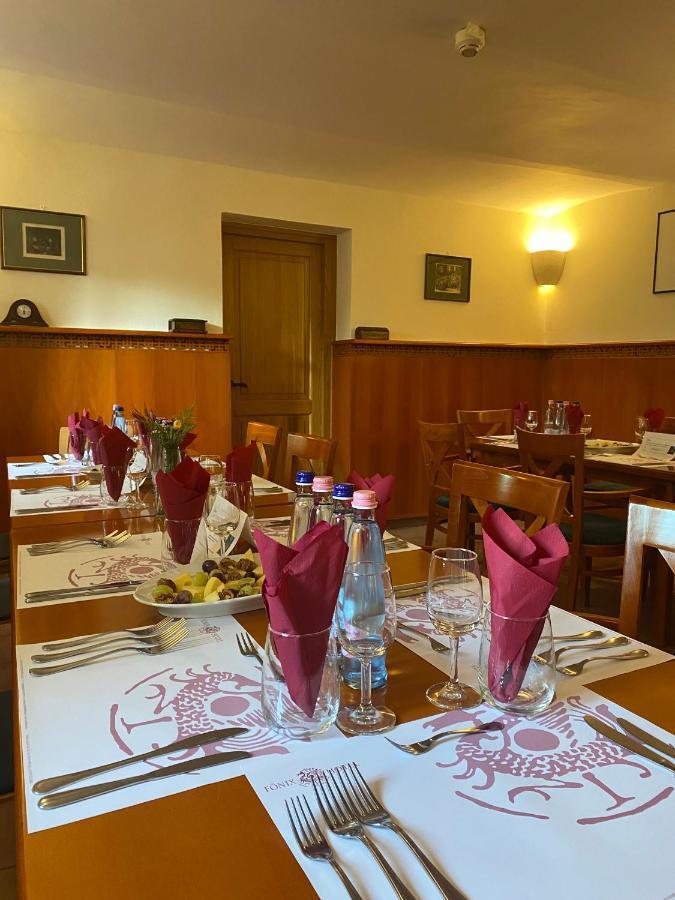Fonix Hotel Balatonfoldvar Luaran gambar