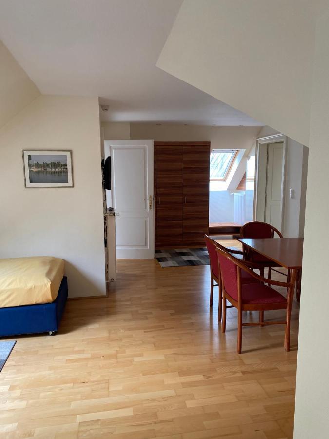 Fonix Hotel Balatonfoldvar Luaran gambar