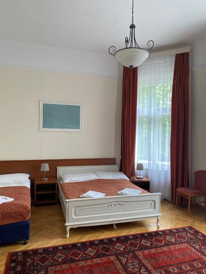 Fonix Hotel Balatonfoldvar Luaran gambar